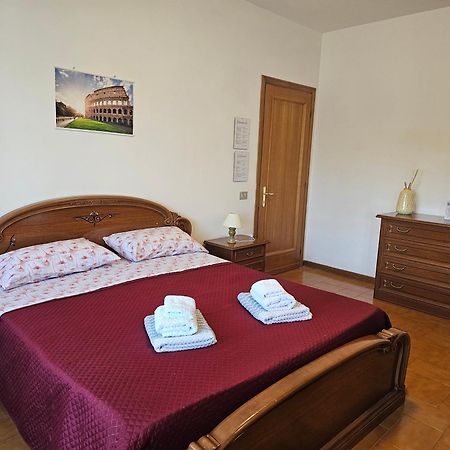 Suite Colosseo Rome Bagian luar foto